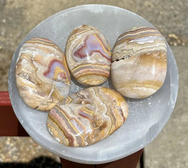 Lace Agate Palm Stone