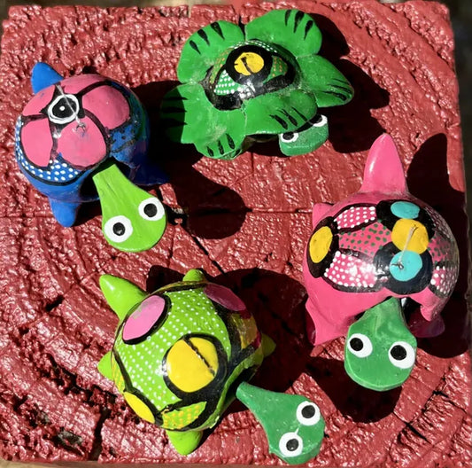 Loose Neck Turtles - Hand Carved & Painted