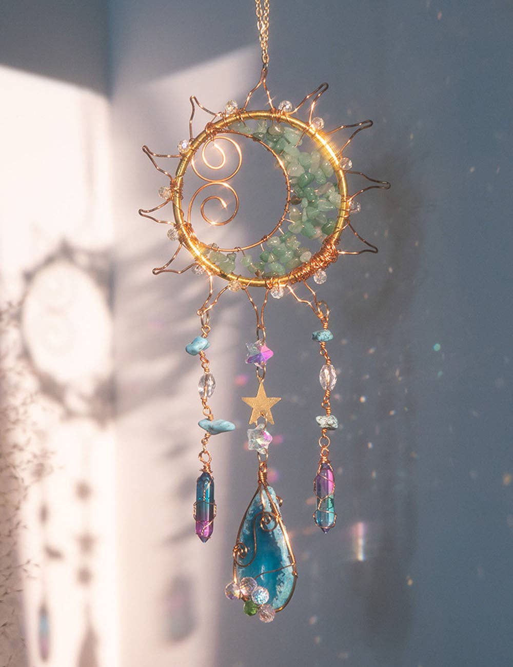 Unique Sun Shaped Natural Stone Sun Catcher 8ZA7HLS09: Green