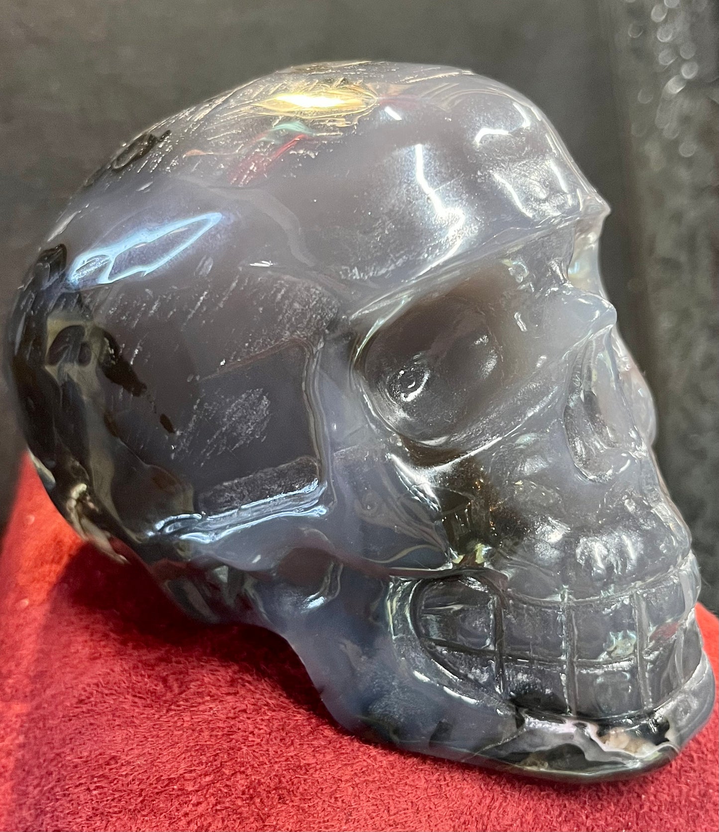 Carved Skull - Volcano Agate UV